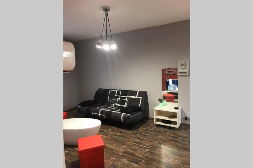Appartement Style Pop Art Avec Garage Centre Historique Béziers Eksteriør bilde